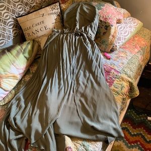 Lulu’s olive green romper.